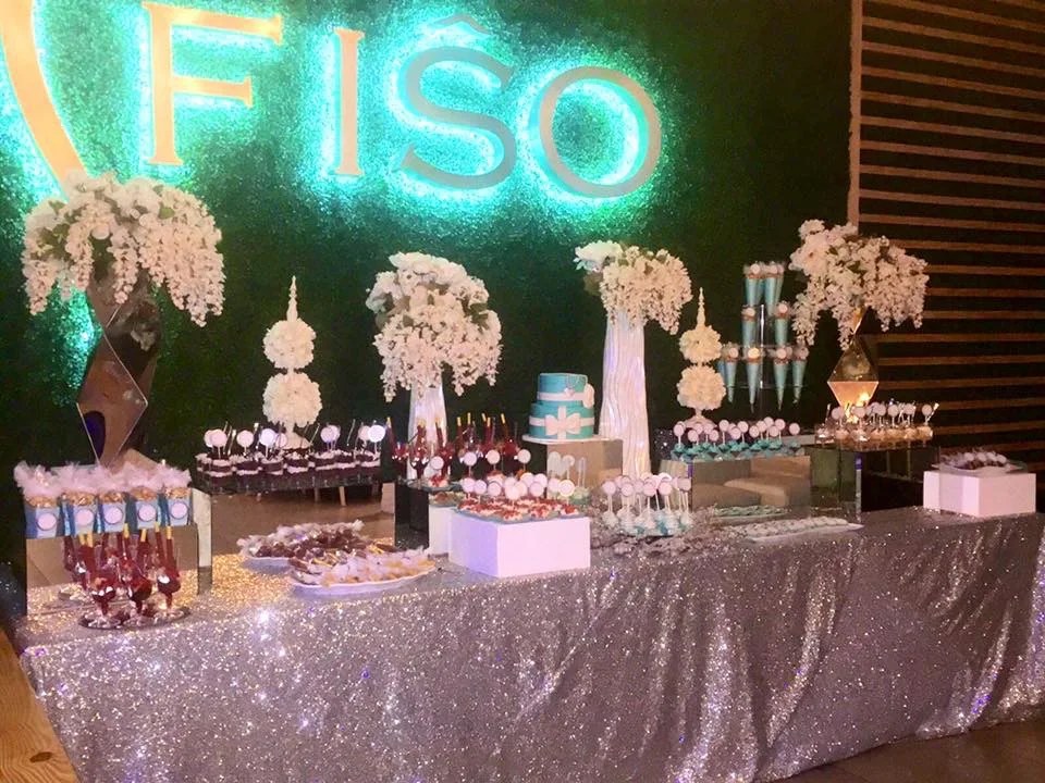 Dessert display from Cocina de Herencia's portfolio